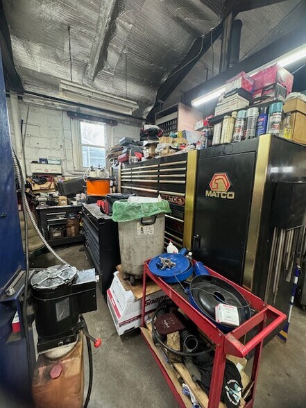 More Photos Of 147 New Dorp Plz N, Staten Island Specialty For Sale