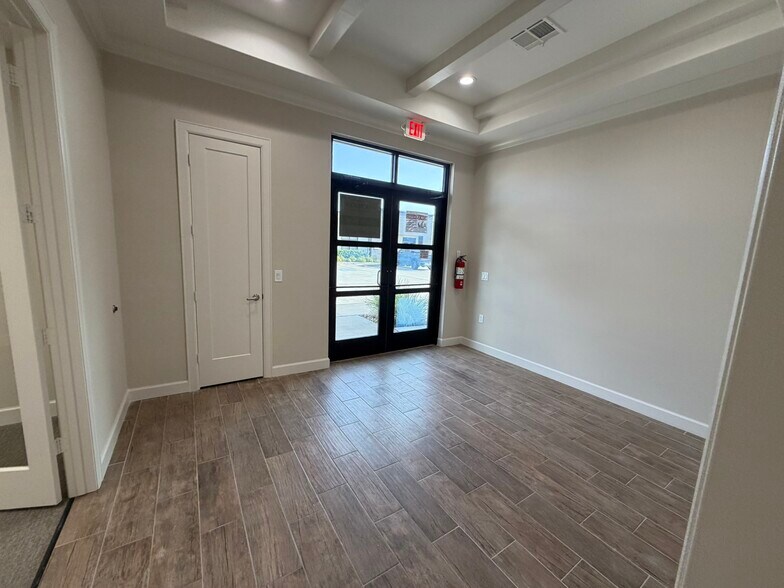 More Photos Of 8818 Fry, Cypress Office For Lease