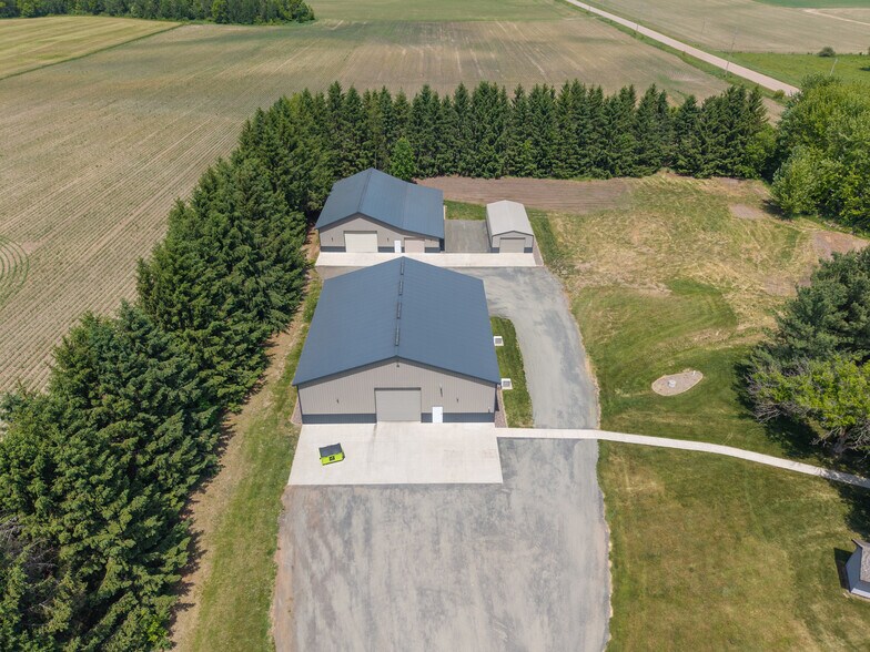 More Photos Of 22946 100th Ave, Cadott Manufacturing For Sale