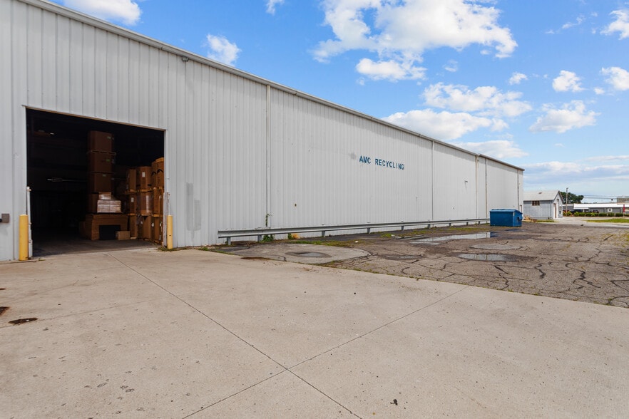 More Photos Of 2317 Washington St, Kokomo Warehouse For Sale