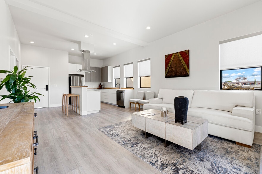 More Photos Of 1915 S St, Sacramento Apartments For Sale