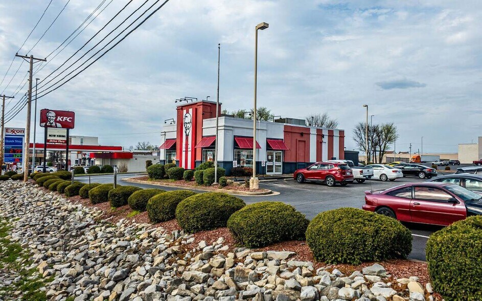 Primary Photo Of 3000 Fort Campbell Blvd, Hopkinsville Fast Food For Sale