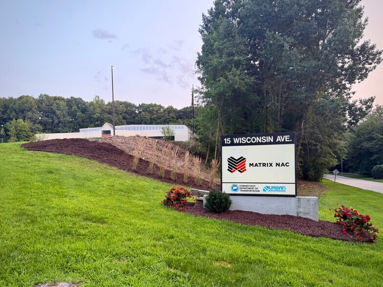 More Photos Of 15 Wisconsin Ave, Norwich Warehouse For Lease