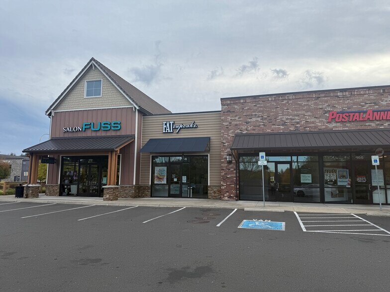 More Photos Of 13203 SE 172nd Ave, Happy Valley General Retail For Lease