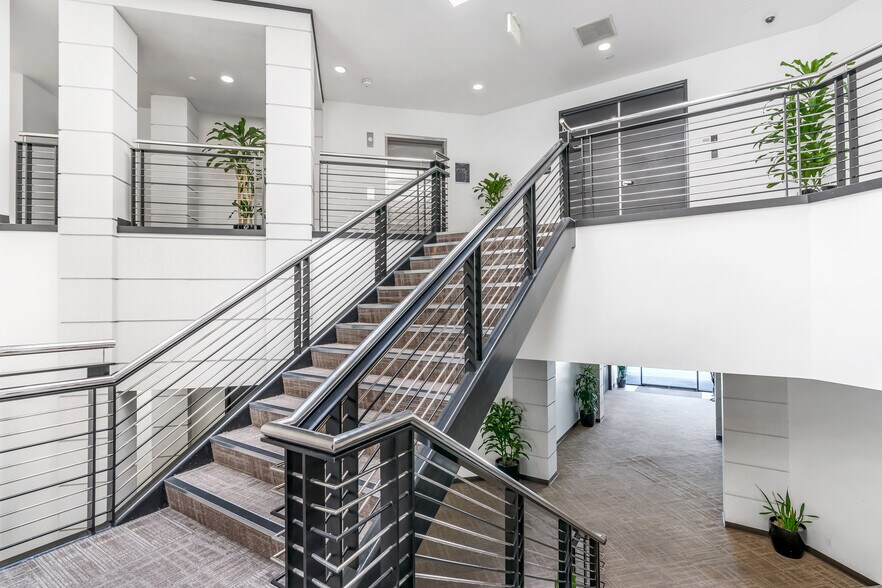 More Photos Of 6B Liberty, Aliso Viejo Office For Sale
