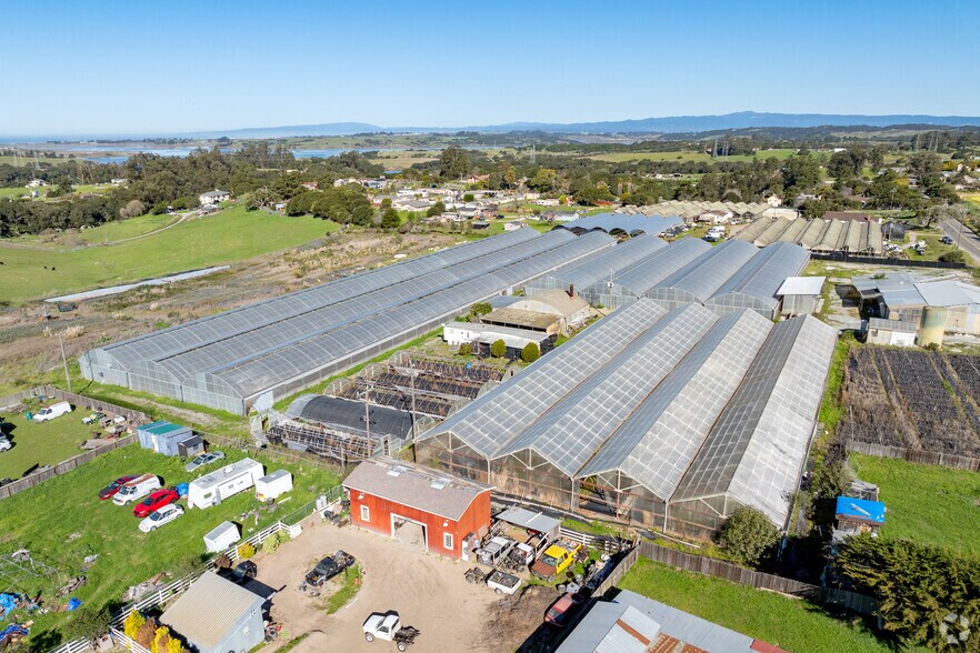 More Photos Of 2150 Elkhorn Rd, Castroville Manufacturing For Sale