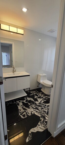 More Photos Of 94-01-94-03 101st Ave, Ozone Park Apartments For Lease