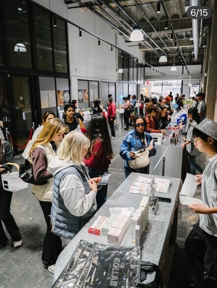 More Photos Of 731 S Broadway, Los Angeles Loft Creative Space For Lease