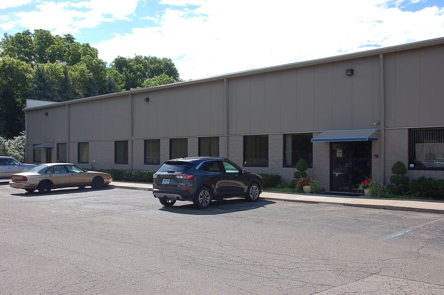 Primary Photo Of 22960 Venture Dr, Novi Flex For Lease