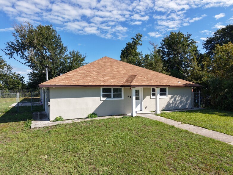 Primary Photo Of 5311 E Sr-22, Panama City Daycare Center For Lease