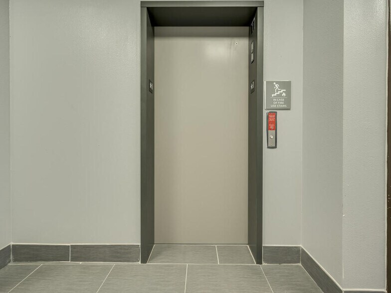 More Photos Of 13802 Ida Ridge Dr, Austin Office Residential For Sale