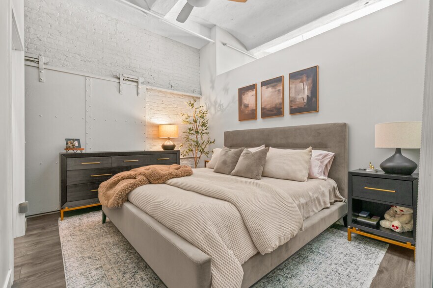 More Photos Of 619 S La Salle St, Chicago Apartments For Sale