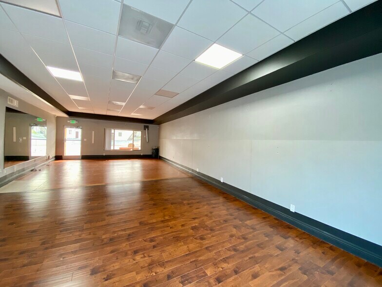 More Photos Of 1528 Canada Blvd, Glendale Medical For Lease