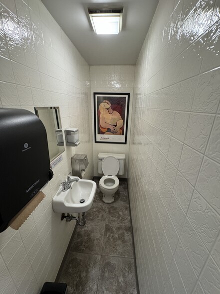 More Photos Of 3648 Genesee St, Buffalo Restaurant For Sale