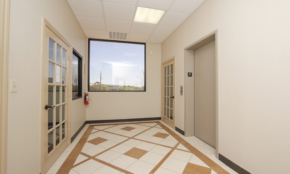 More Photos Of 13323 Dotson Rd, Houston Medical For Lease