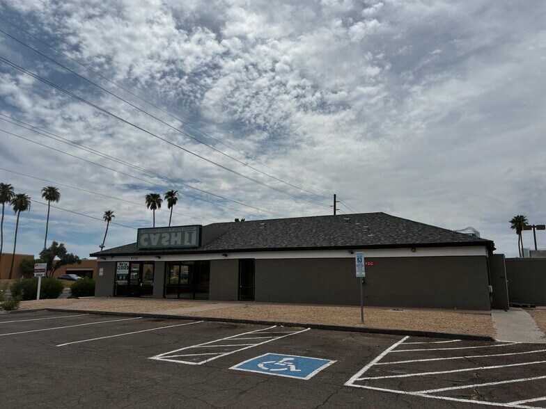 More Photos Of 4735 E Southern Ave, Phoenix Freestanding For Lease