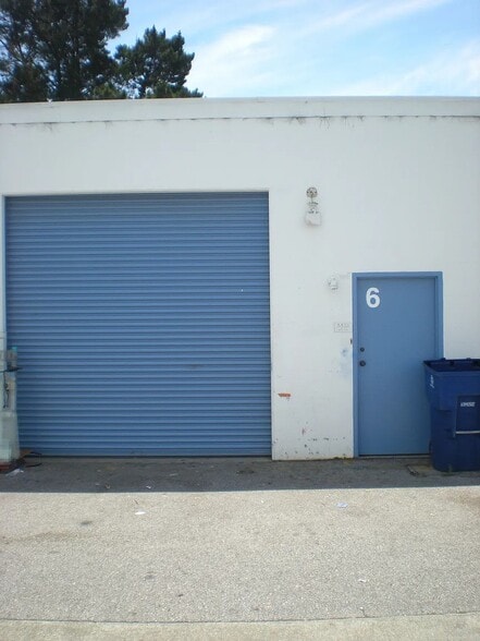 More Photos Of 200 Valley Dr, Brisbane Flex For Sale