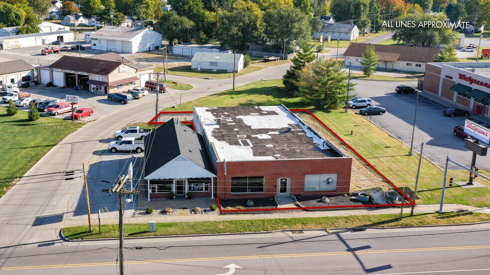 More Photos Of 609 S State St, Jerseyville General Retail For Sale