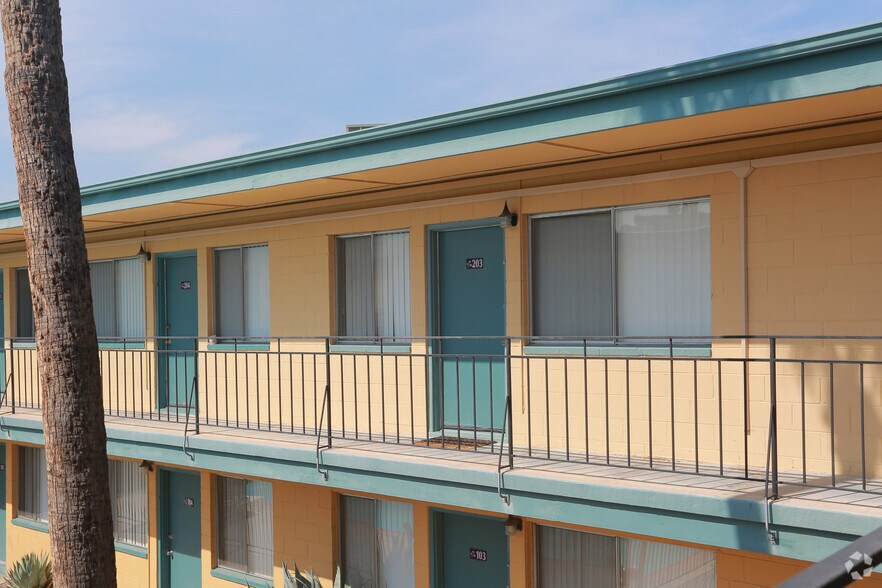 More Photos Of 1815 E Speedway Blvd, Tucson Apartments For Sale