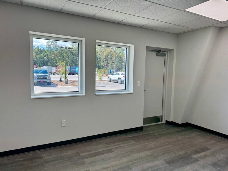 More Photos Of 185 Brewer Rd, Summerville Land For Lease