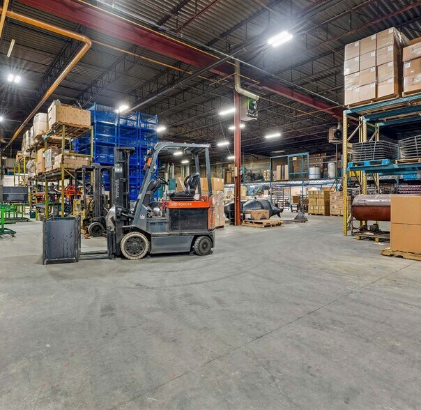 More Photos Of 30 Dovedale Ct, Toronto Warehouse For Sale