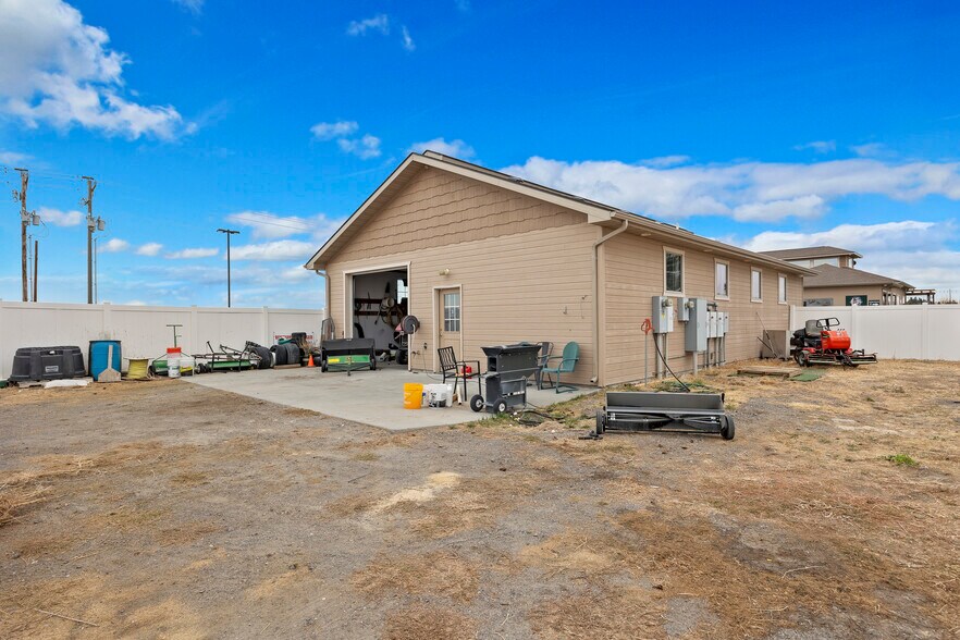 More Photos Of 4035 N 2300 E, Filer Golf Course Driving Range For Sale