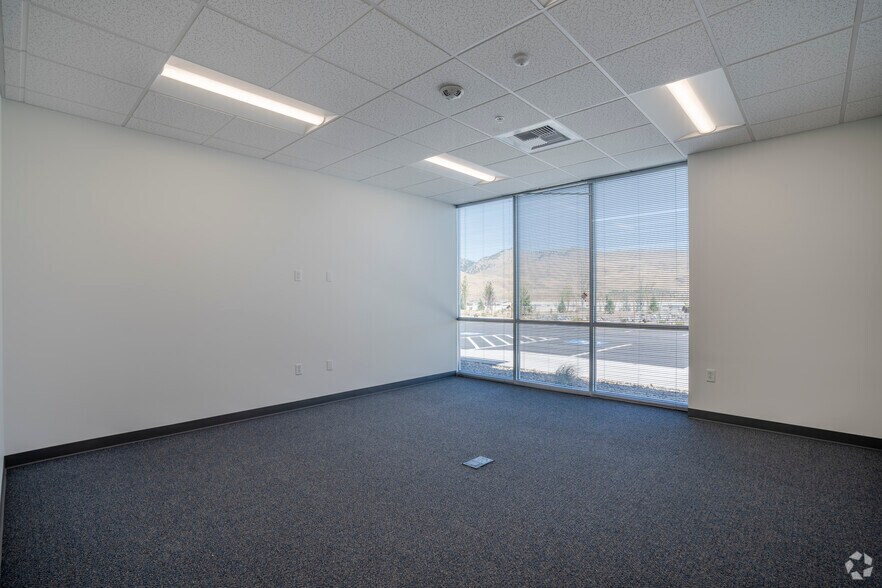 More Photos Of 8700 Boomtown Garson Rd, Verdi Warehouse For Lease