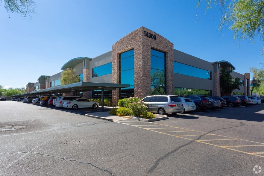 More Photos Of 14300 N Northsight Blvd, Scottsdale Office For Lease