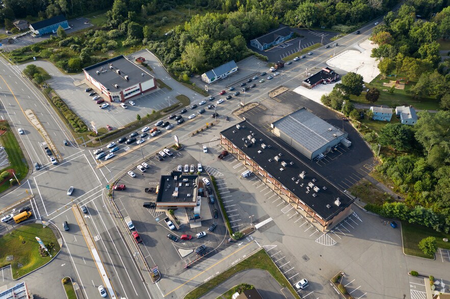 More Photos Of 25 Market St, Swansea Unknown For Lease