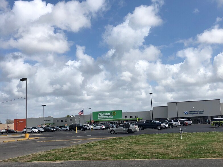 Primary Photo Of 6400 W Park Ave, Houma General Retail For Lease