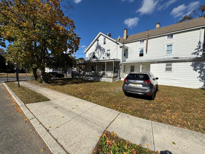 More Photos Of 315 Burlington Ave, Delanco Apartments For Sale