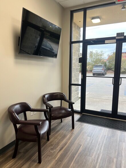 More Photos Of 5119 Bush River Rd, Columbia Flex For Lease
