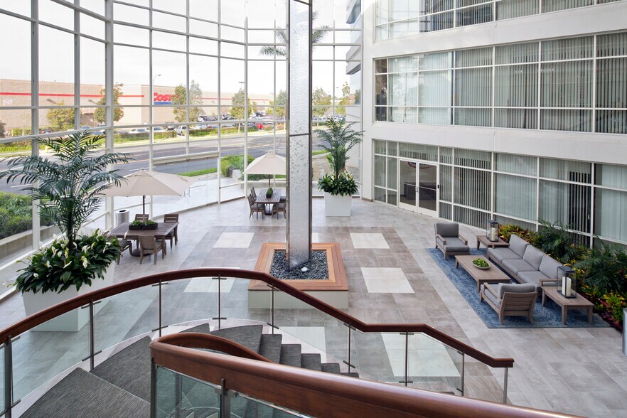 More Photos Of 2780 Skypark Dr, Torrance Medical For Lease