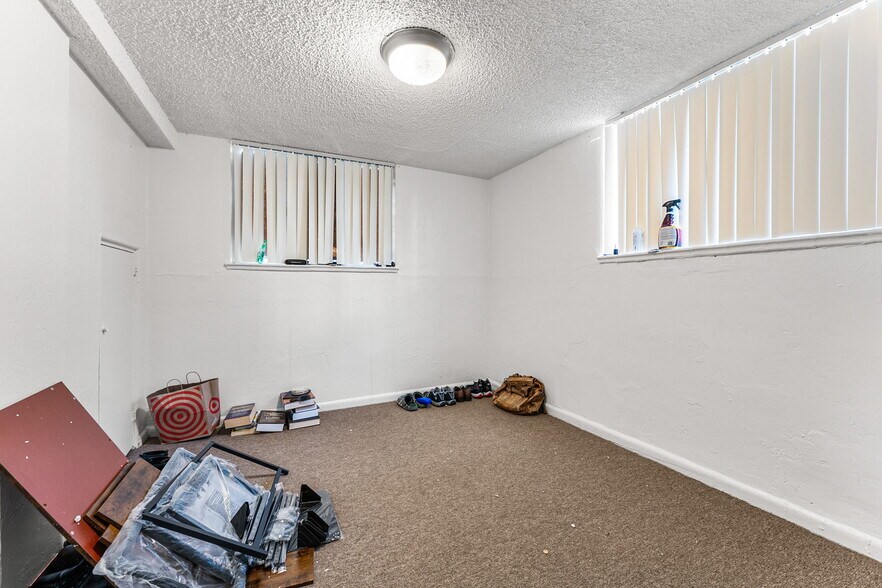 More Photos Of 1435 Depew St, Lakewood Apartments For Sale