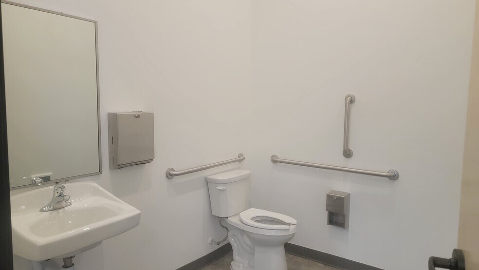 More Photos Of 21 Meridian Ct, Kalispell Light Distribution For Sale