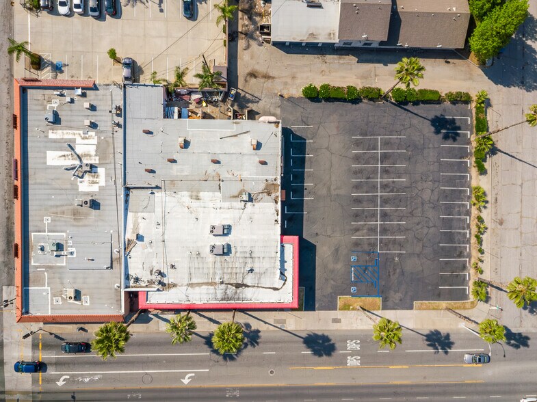 More Photos Of 127 W 40th St, San Bernardino General Retail For Sale
