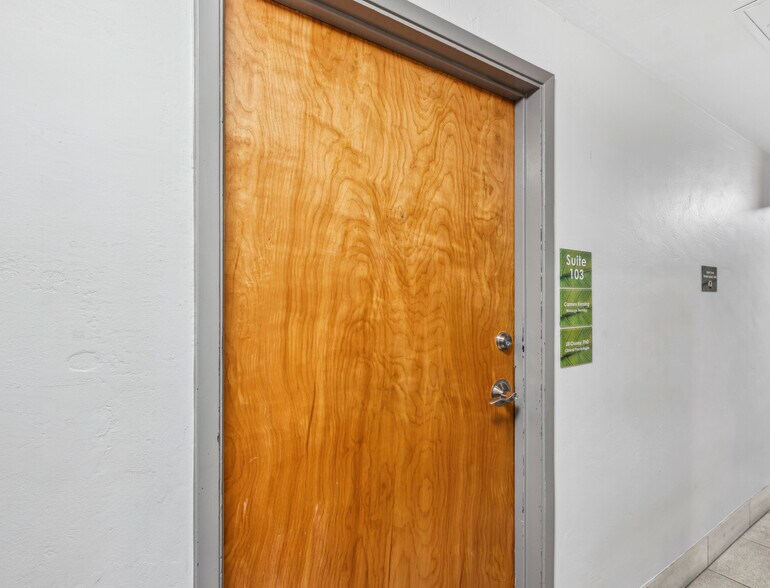 More Photos Of 3636 5th Ave, San Diego Office For Lease