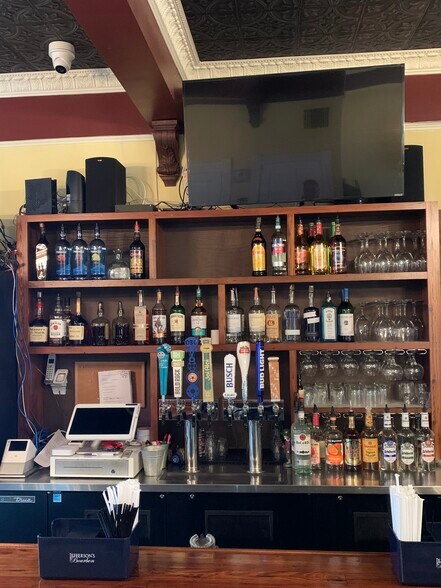 More Photos Of 117 S French Ave, Sanford Restaurant For Lease