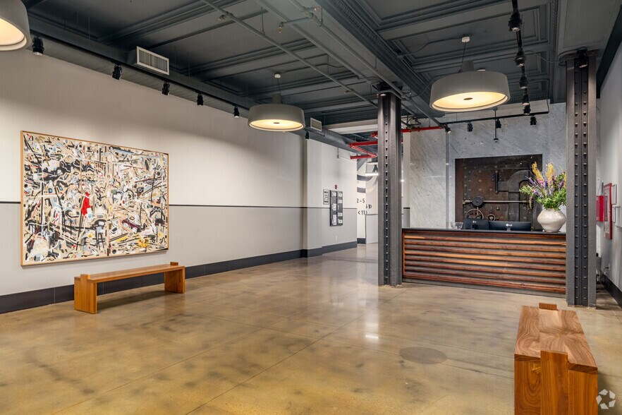 More Photos Of 41 flatbush Ave, Brooklyn Coworking Space