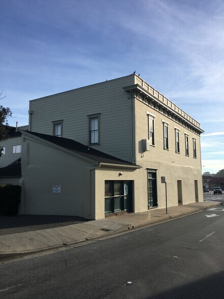 More Photos Of 486 Alvarado St, Monterey Storefront Retail Office For Lease