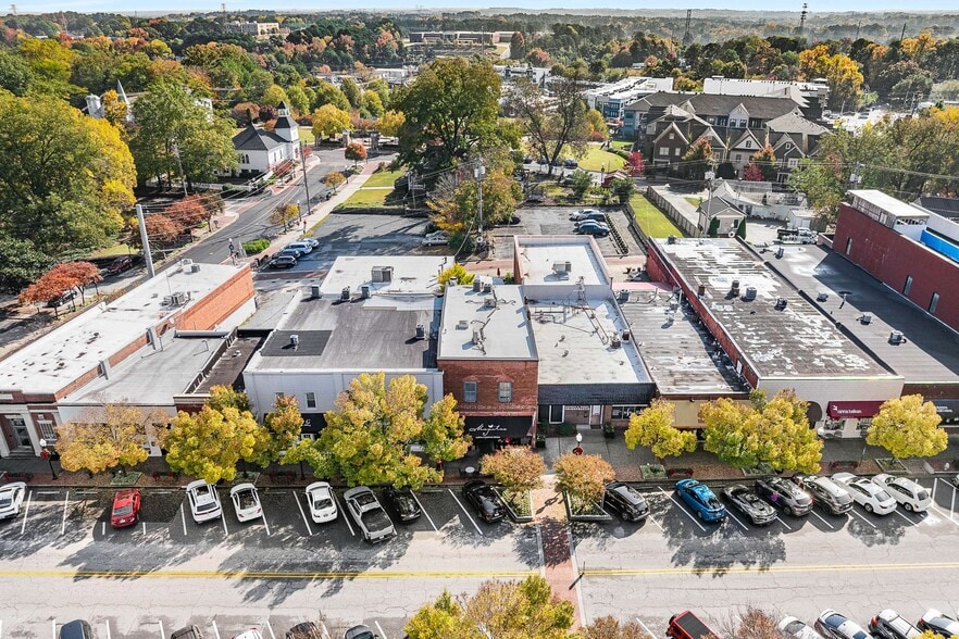 More Photos Of 35 S Peachtree St, Norcross Restaurant For Sale