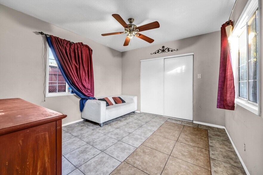 More Photos Of 1380 Glen Ave, Pasadena Apartments For Sale