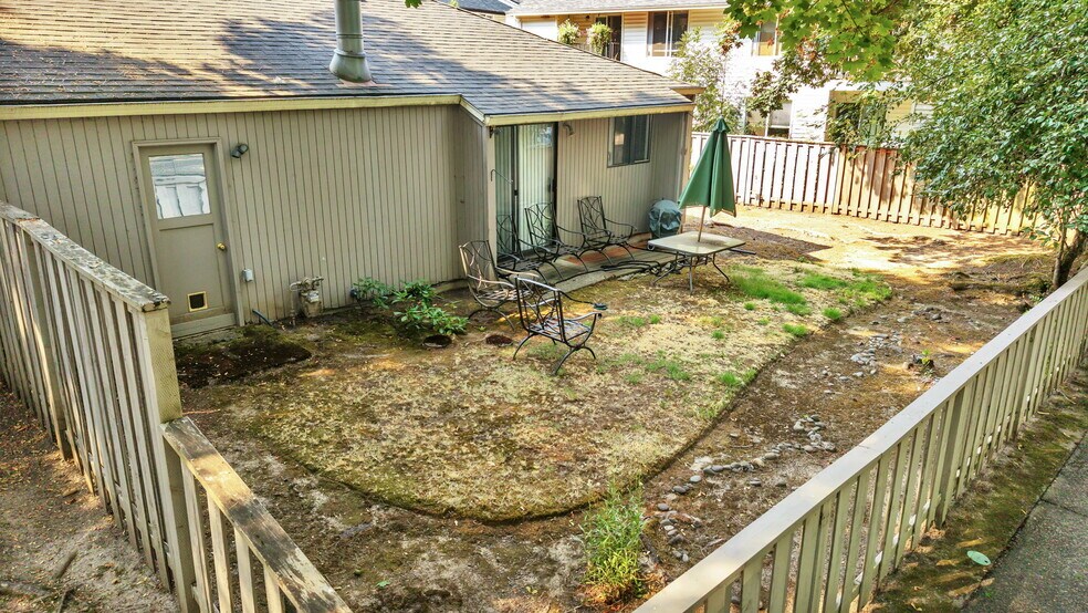 More Photos Of 12344 SW Sussex St, Beaverton Apartments For Sale
