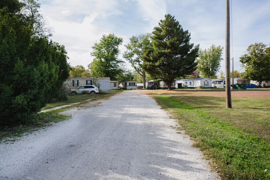 More Photos Of 225 S Barnett, Nauvoo Multifamily For Sale