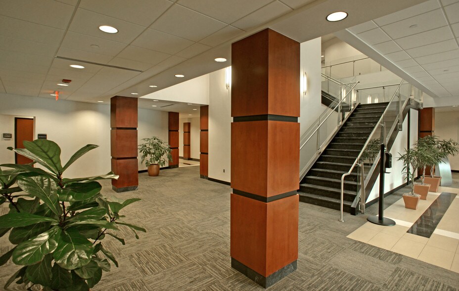 More Photos Of 1434 Crossways Blvd, Chesapeake Office For Lease