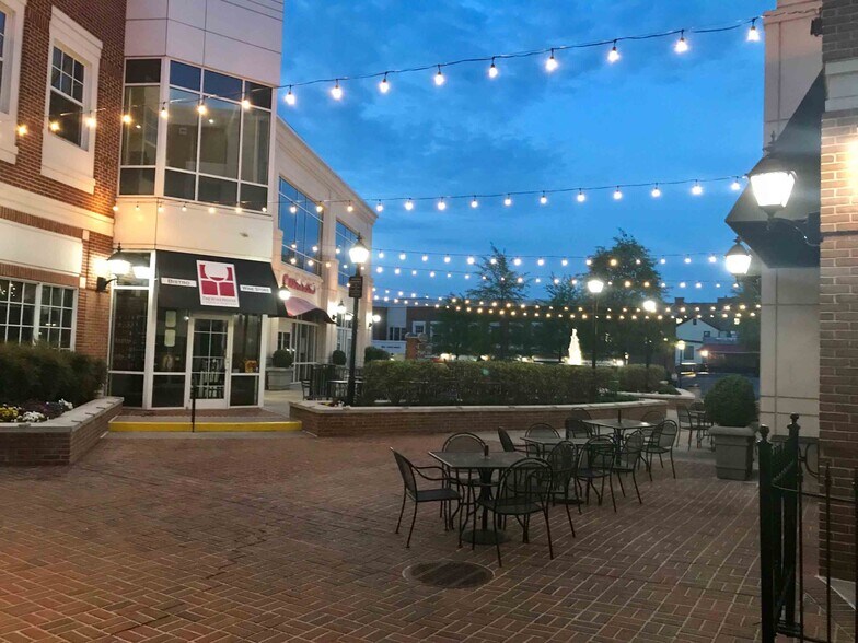 More Photos Of 3925 Chain Bridge Rd, Fairfax Office For Lease