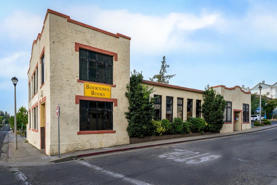 More Photos Of 107 Bank St, Grass Valley Storefront For Sale