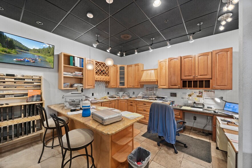 More Photos Of 1255 W 47th Ave, Denver Warehouse For Sale