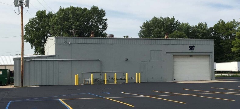 More Photos Of 1244 W Dean Rd, Temperance Warehouse For Lease