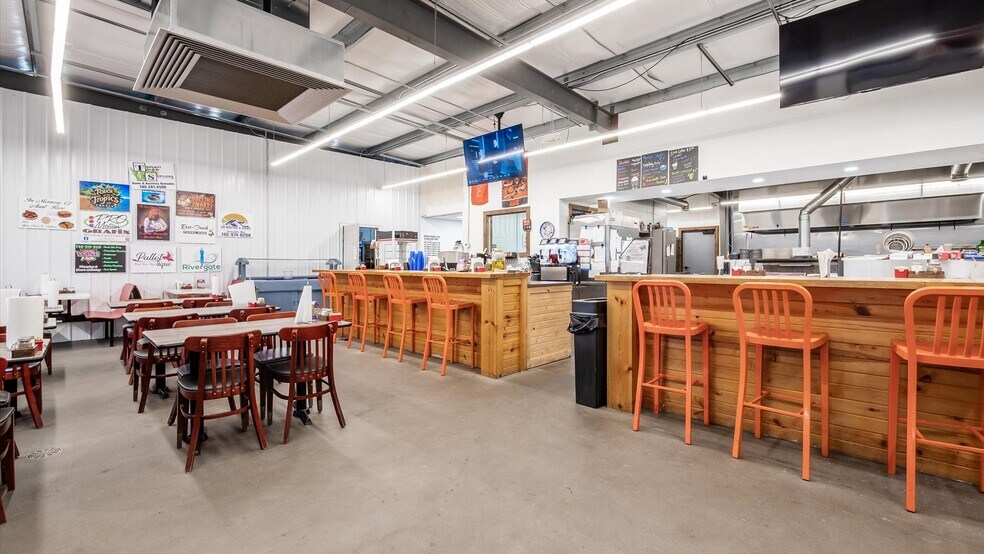 More Photos Of 34 Potters Ln, Roseville Restaurant For Sale